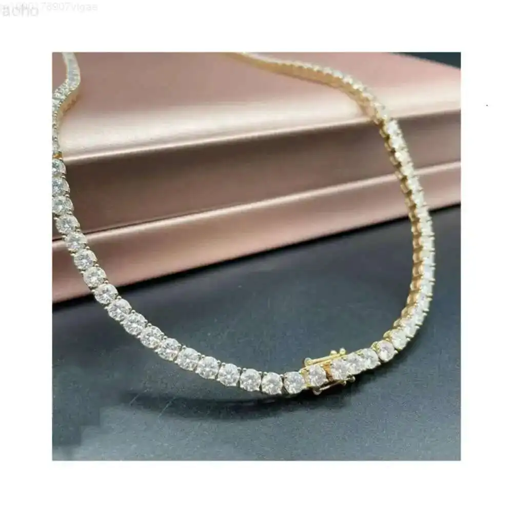 Arrival 5mm Tennis Chain Vvs Moissanite Diamond Stubbed 925 Sterling Silver| Gold Plated at Low Price
Arrival 5mm Tennis Chain Vvs Moissanite Diamond Stubbed 925 Sterling Silver| Gold Plated at Low Price