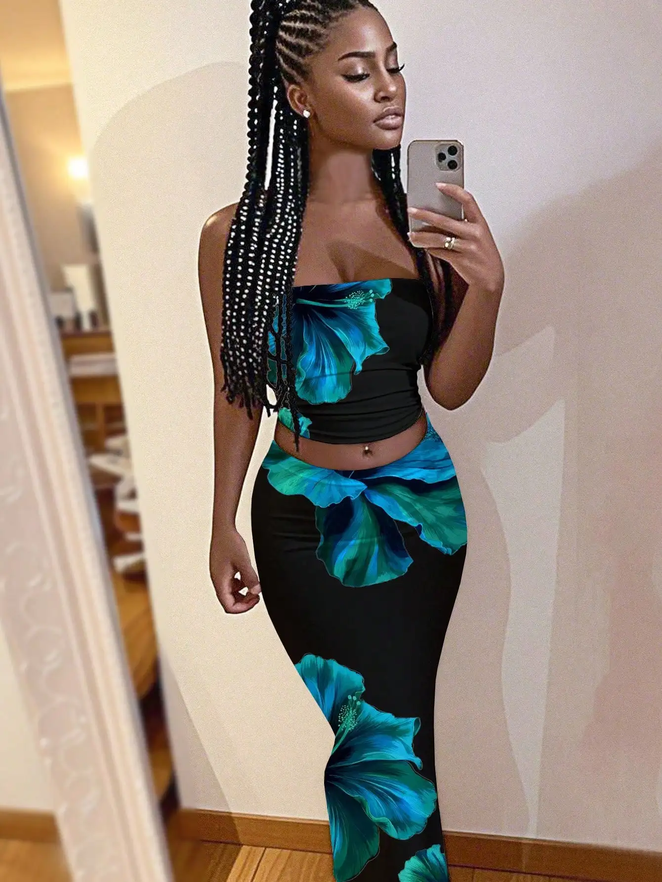 Women's Black Floral Print Tube Top And Skirt Set Casual Summer Beach Party Outfit
Women's Black Floral Print Tube Top And Skirt Set Casual Summer Beach Party Outfit