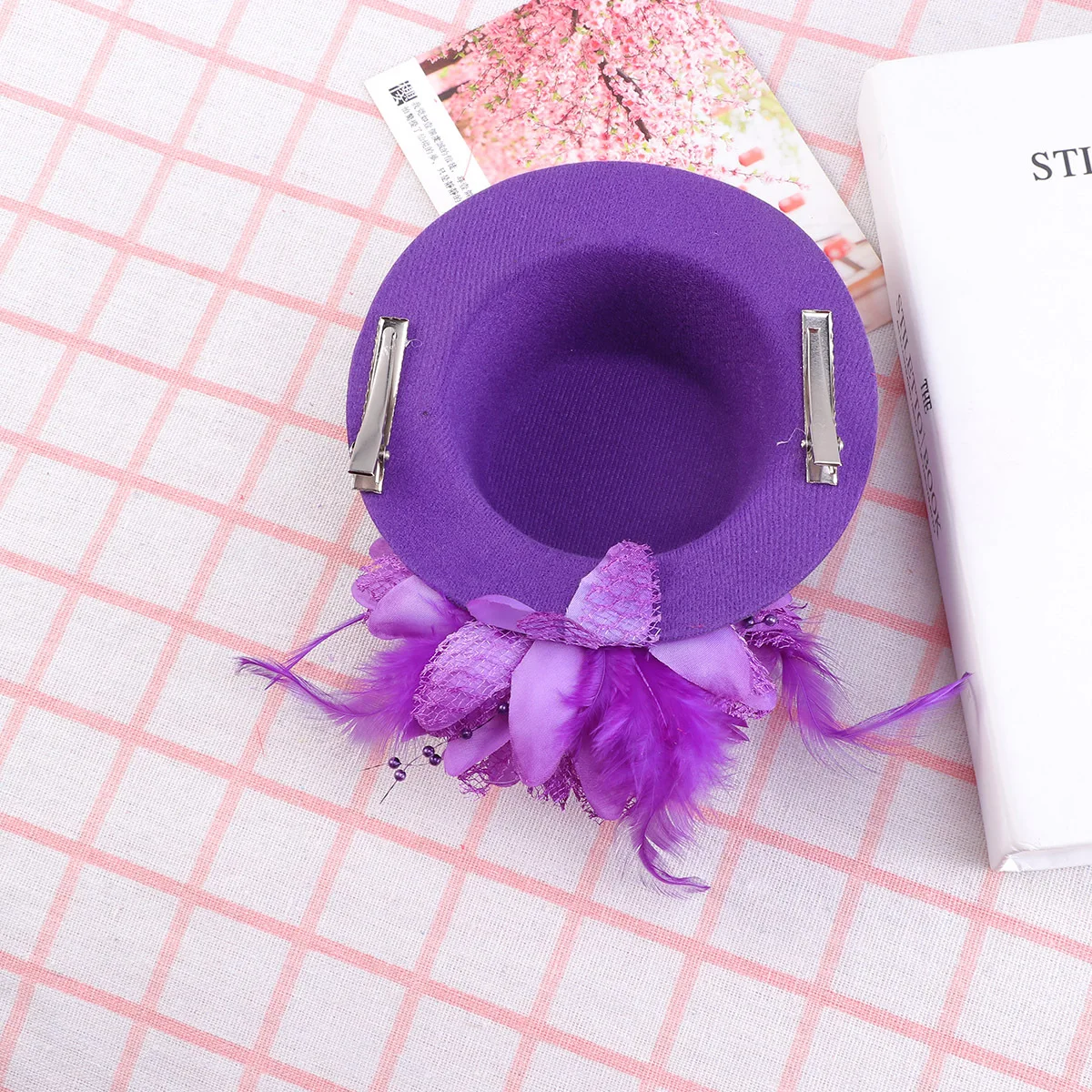 Цветочная мини-шляпа Заколка для волос 13 см Марлевая сетка Пряжа Дизайн Свадебный головной убор для свадебной вечеринки Два зажима Надежная шпилька для невесты
Цветочная мини-шляпа Заколка для волос 13 см Марлевая сетка Пряжа Дизайн Свадебный головной убор для свадебной вечеринки Два зажима Надежная шпилька для невесты