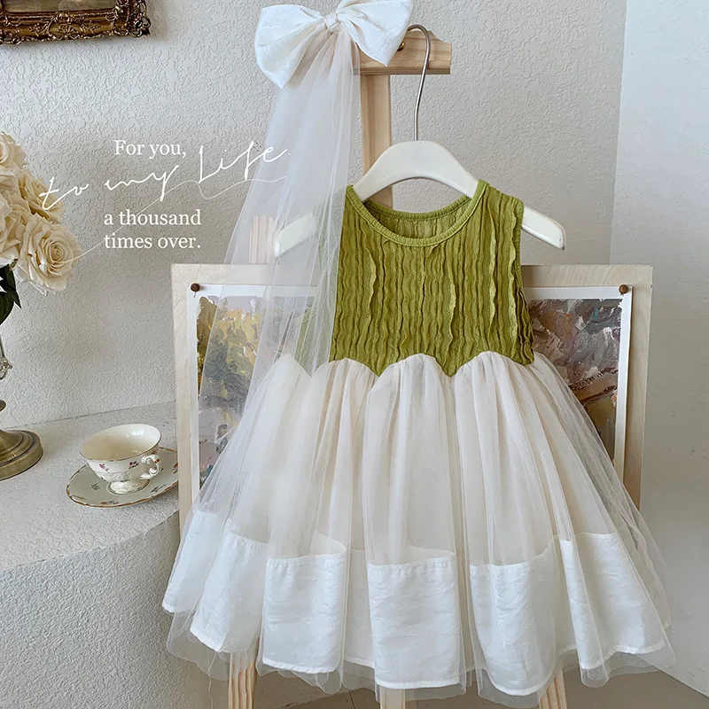 Summer 2024 New Korean Style Girls' Princess Dress Mesh Sleeveless Gored Skirt Fashionable 100% Other Material Silk Top
Summer 2024 New Korean Style Girls' Princess Dress Mesh Sleeveless Gored Skirt Fashionable 100% Other Material Silk Top
