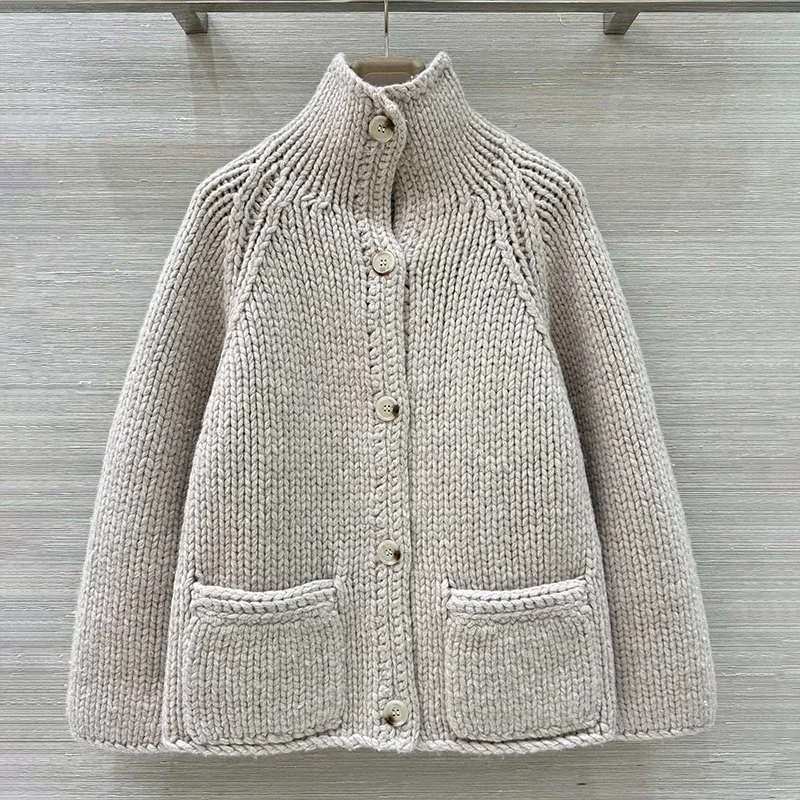 High-quality women's thick cardigan stand-up collar, single button closure, and large pocket sweater winter clothes 251017234
High-quality women's thick cardigan stand-up collar, single button closure, and large pocket sweater winter clothes 251017234