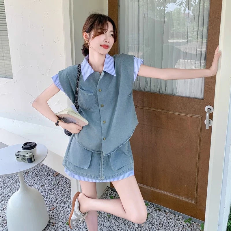 Fashionable Striped Splicing Denim Set Women Summer 2026 New Design Short Skirt Top Two-Piece Suit Cool Sleek Sister Style
Fashionable Striped Splicing Denim Set Women Summer 2026 New Design Short Skirt Top Two-Piece Suit Cool Sleek Sister Style