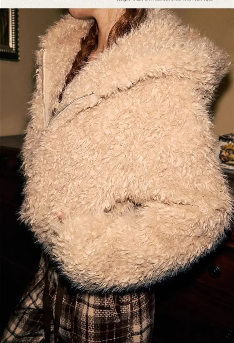 Жакет из овечьей шерсти, стеганый, женский, удобный дизайн, приятный стиль, приятная мода, красивый вид, приятная эстетика, уютный.
Жакет из овечьей шерсти, стеганый, женский, удобный дизайн, приятный стиль, приятная мода, красивый вид, приятная эстетика, уютный.