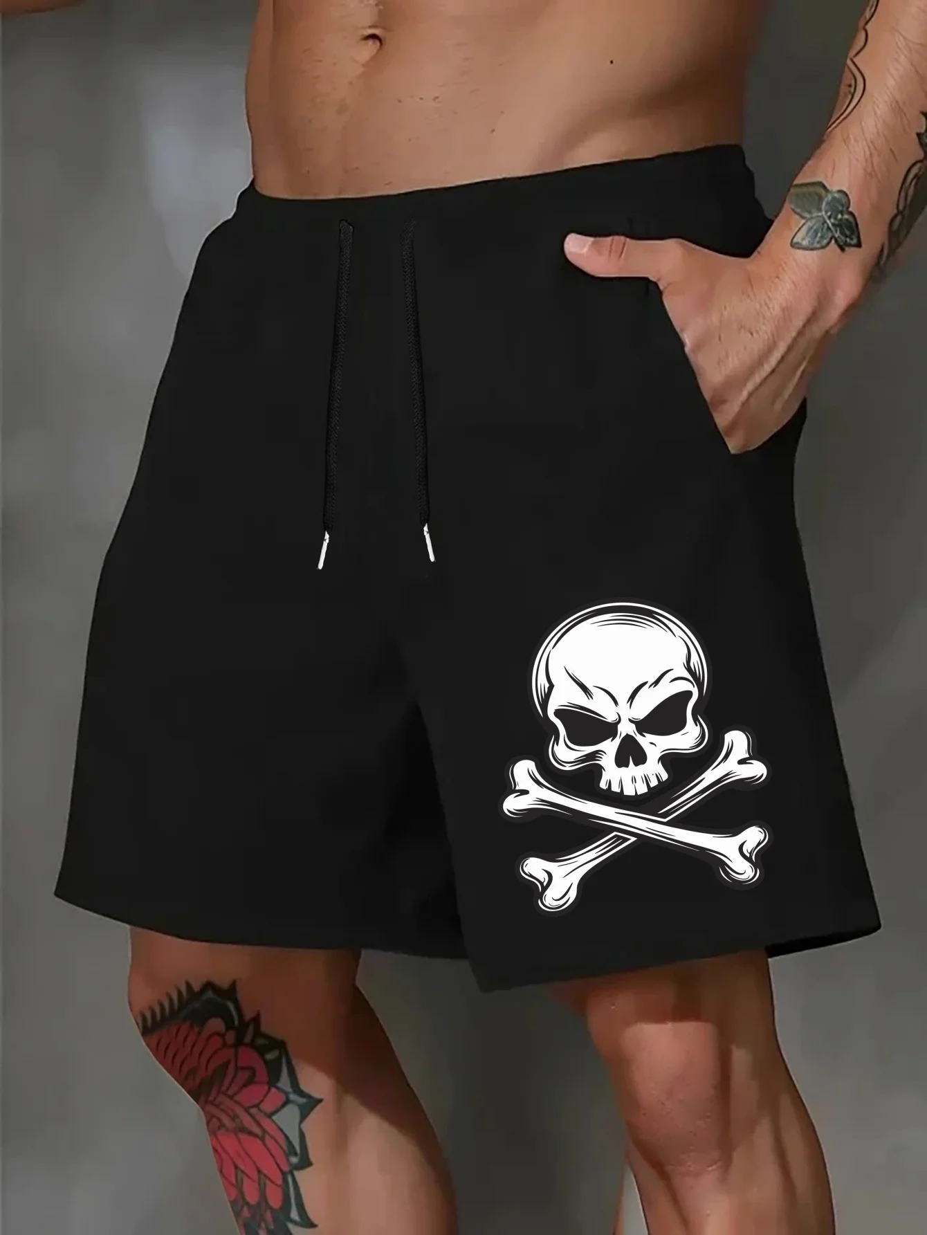 Мужские летние повседневные шорты с принтом черепа, свободного кроя, с эластичным поясом и шнурком, подходят для активного отдыха и повседневной носки.
Мужские летние повседневные шорты с принтом черепа, свободного кроя, с эластичным поясом и шнурком, подходят для активного отдыха и повседневной носки.