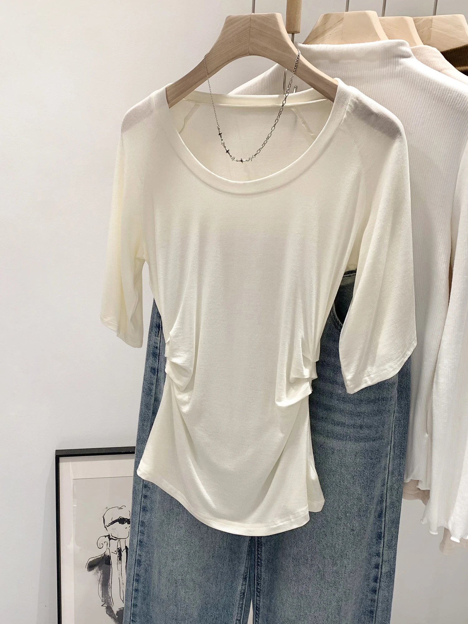 Women's Ruffle Hem mid Sleeve round Neck T-Shirt Lenzing Lyocell Wool Waist Cinched Design Summer 2026 New Style Top
Women's Ruffle Hem mid Sleeve round Neck T-Shirt Lenzing Lyocell Wool Waist Cinched Design Summer 2026 New Style Top