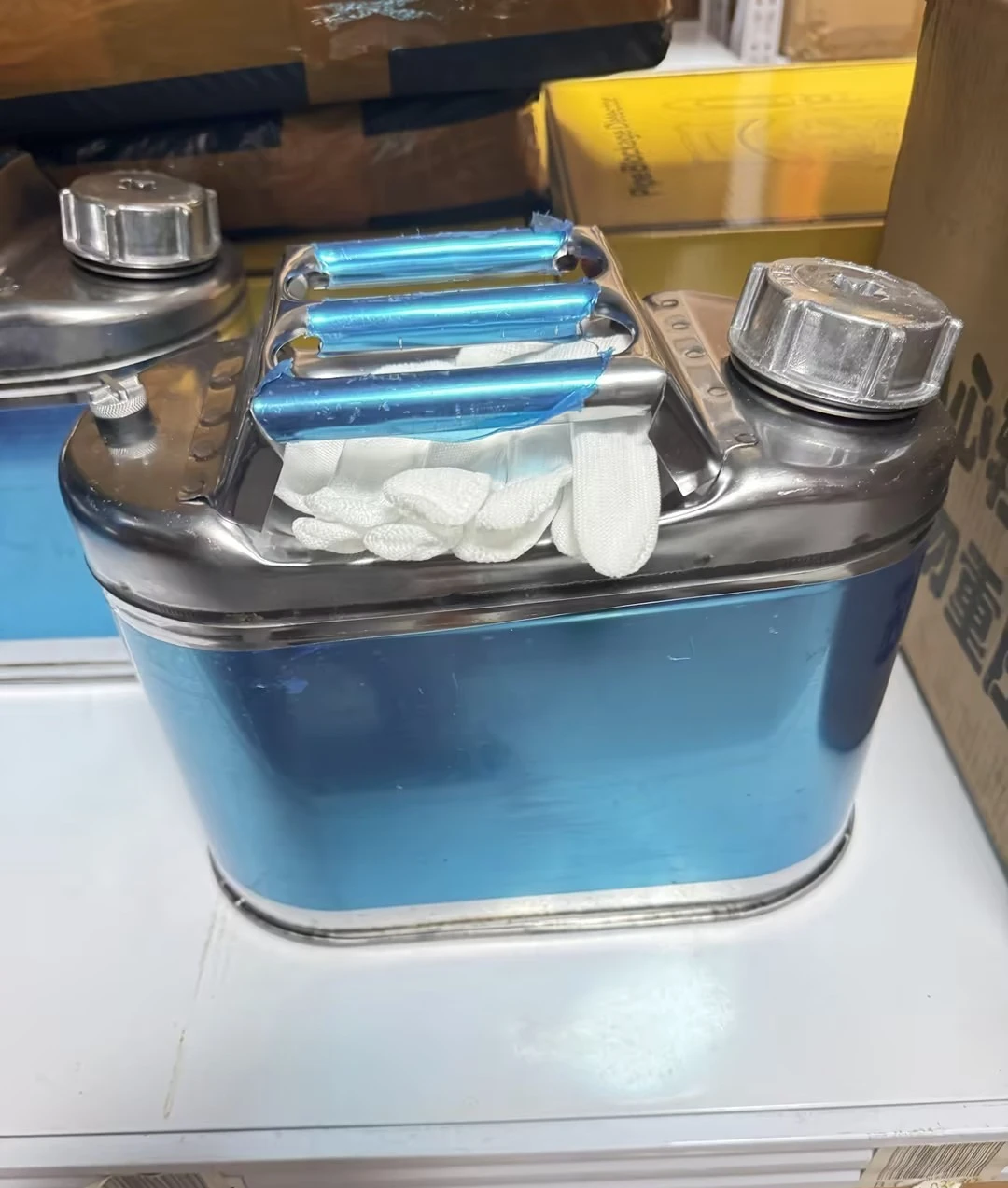 10L 201 Stainless Steel Fuel Jerrycan Portable Petrol Diesel Storage Gas Can with Oil Pipe for Car Motorcycle Truck
10L 201 Stainless Steel Fuel Jerrycan Portable Petrol Diesel Storage Gas Can with Oil Pipe for Car Motorcycle Truck