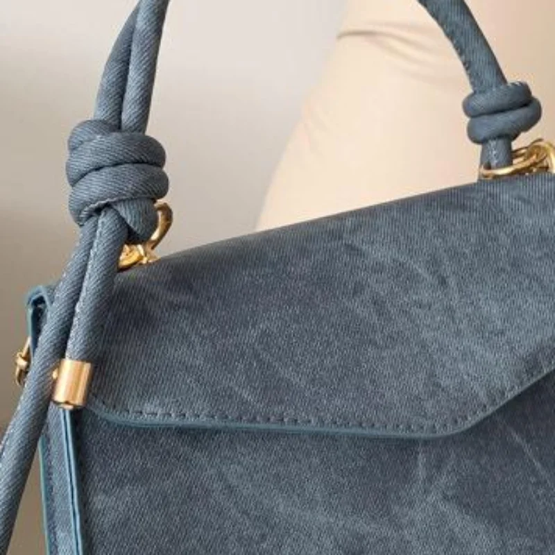 Stylish New Women's Shoulder Crossbody Bag Small Square Bag
Stylish New Women's Shoulder Crossbody Bag Small Square Bag