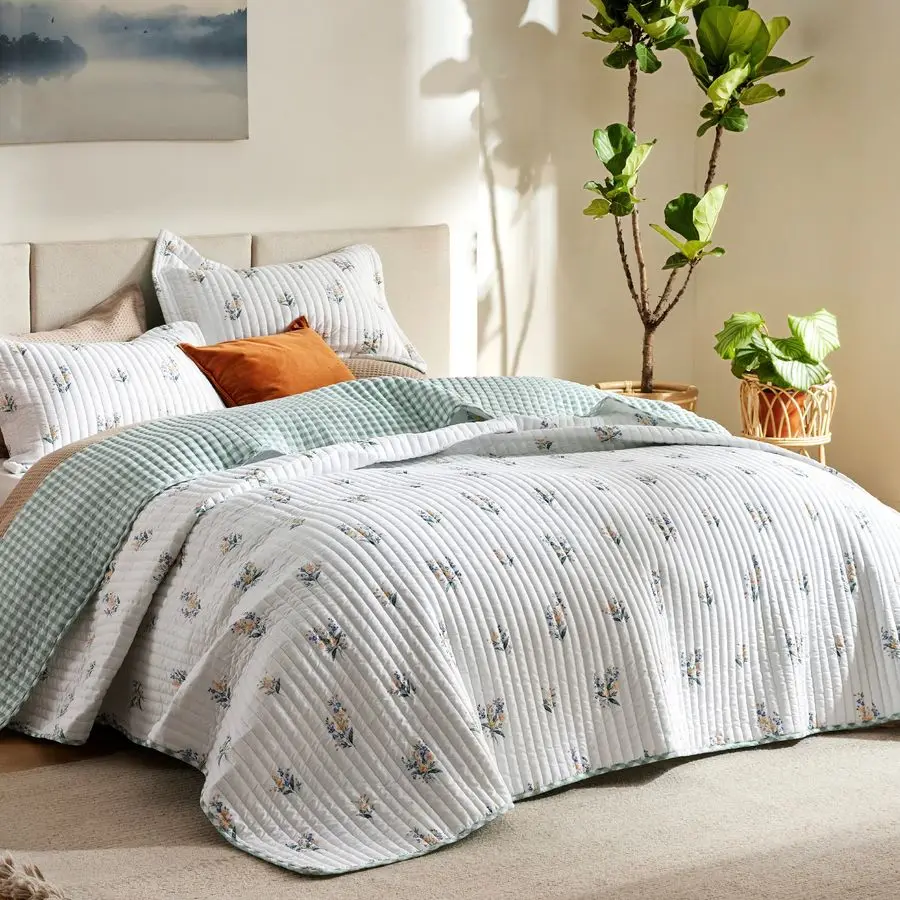 Floral Quilt Queen Size Reversible Botanical Spring Flower Quilt Bedding Microfiber Lightweight Bedspread, Soft Coverlet for All
Floral Quilt Queen Size Reversible Botanical Spring Flower Quilt Bedding Microfiber Lightweight Bedspread, Soft Coverlet for All