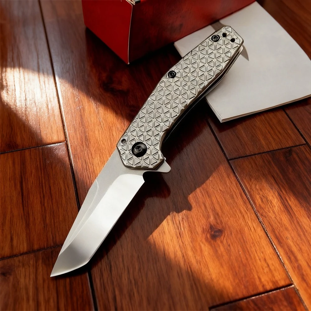 Лидер продаж, высококачественный уличный складной нож, открытый отдых, альпинизм, рюкзак, рыбалка, портативный инструмент для праздничных подарков
Лидер продаж, высококачественный уличный складной нож, открытый отдых, альпинизм, рюкзак, рыбалка, портативный инструмент для праздничных подарков