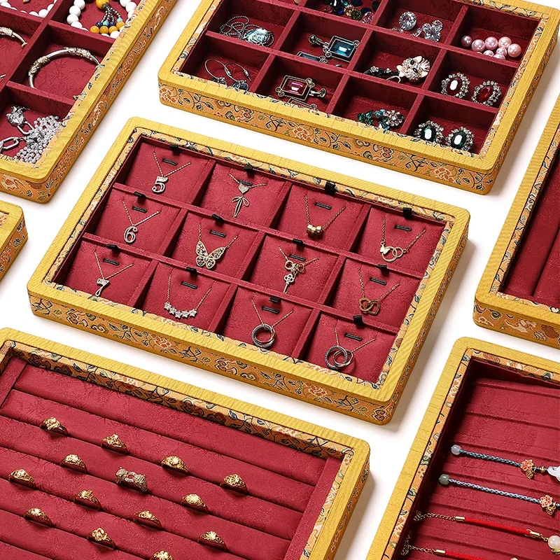 Ethnic style jewelry plate, red necklace, bracelet, ring storage plate, gold jewelry display plate
Ethnic style jewelry plate, red necklace, bracelet, ring storage plate, gold jewelry display plate