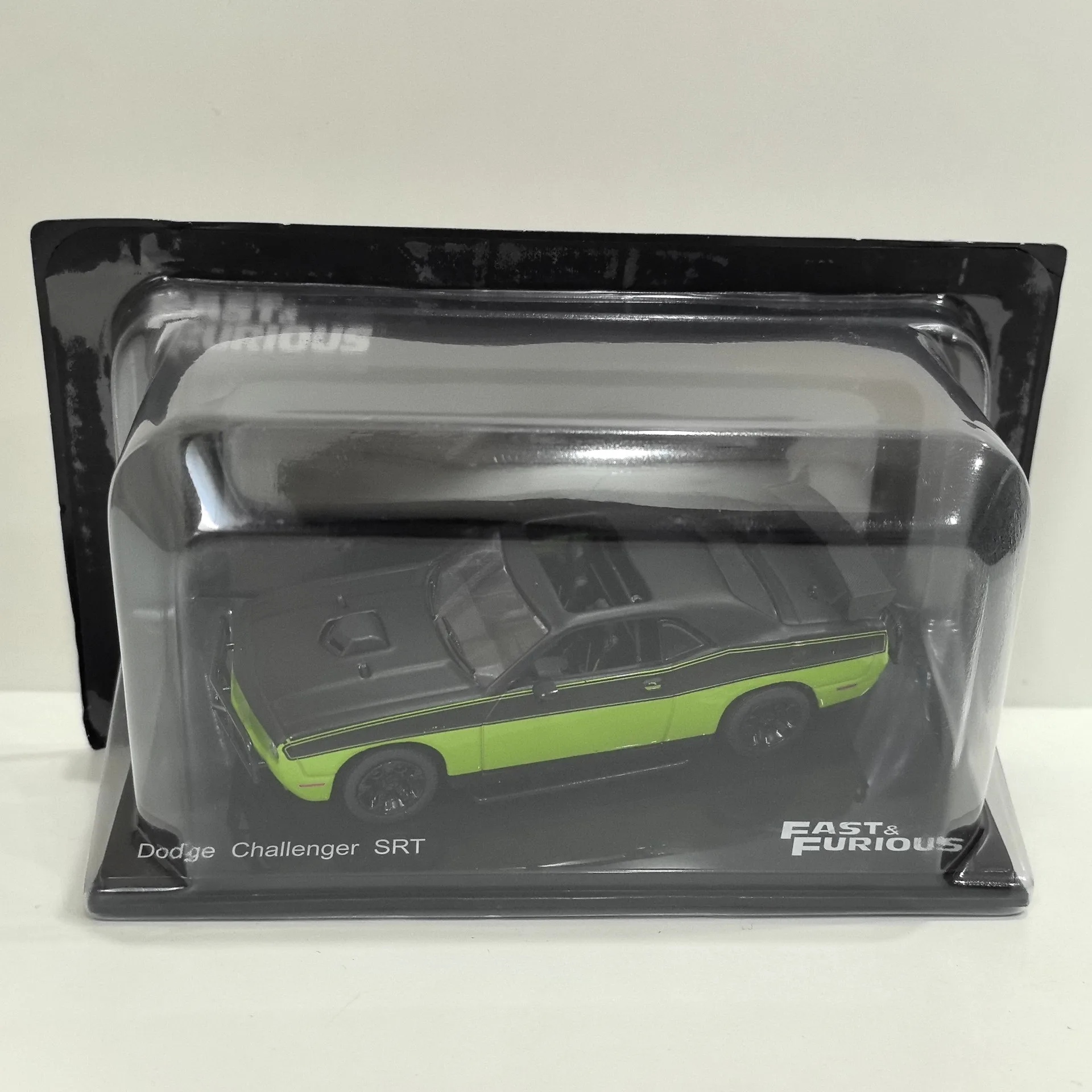 Diecast IXO 1/43 Scale DOGGE CHALLENGER SRT Movie Car 45 Alloy Car Model
Diecast IXO 1/43 Scale DOGGE CHALLENGER SRT Movie Car 45 Alloy Car Model