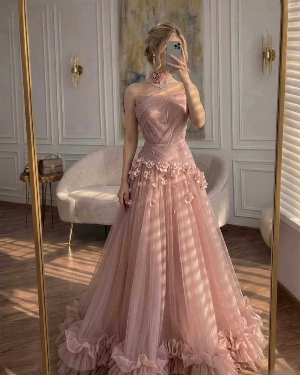 Customized High Quality Women Tulle Handmade Flower Rhinestone A-Line Evening Dresses Formal Strapless Sleeveless Prom Dresses
Customized High Quality Women Tulle Handmade Flower Rhinestone A-Line Evening Dresses Formal Strapless Sleeveless Prom Dresses