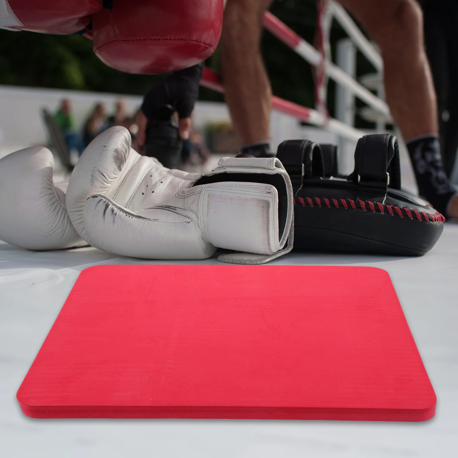 EVA Foam Breaking Foam Karate Board Board Red Portable Martial Arts Training Equipment Karate Kickboxing Supplies
EVA Foam Breaking Foam Karate Board Board Red Portable Martial Arts Training Equipment Karate Kickboxing Supplies