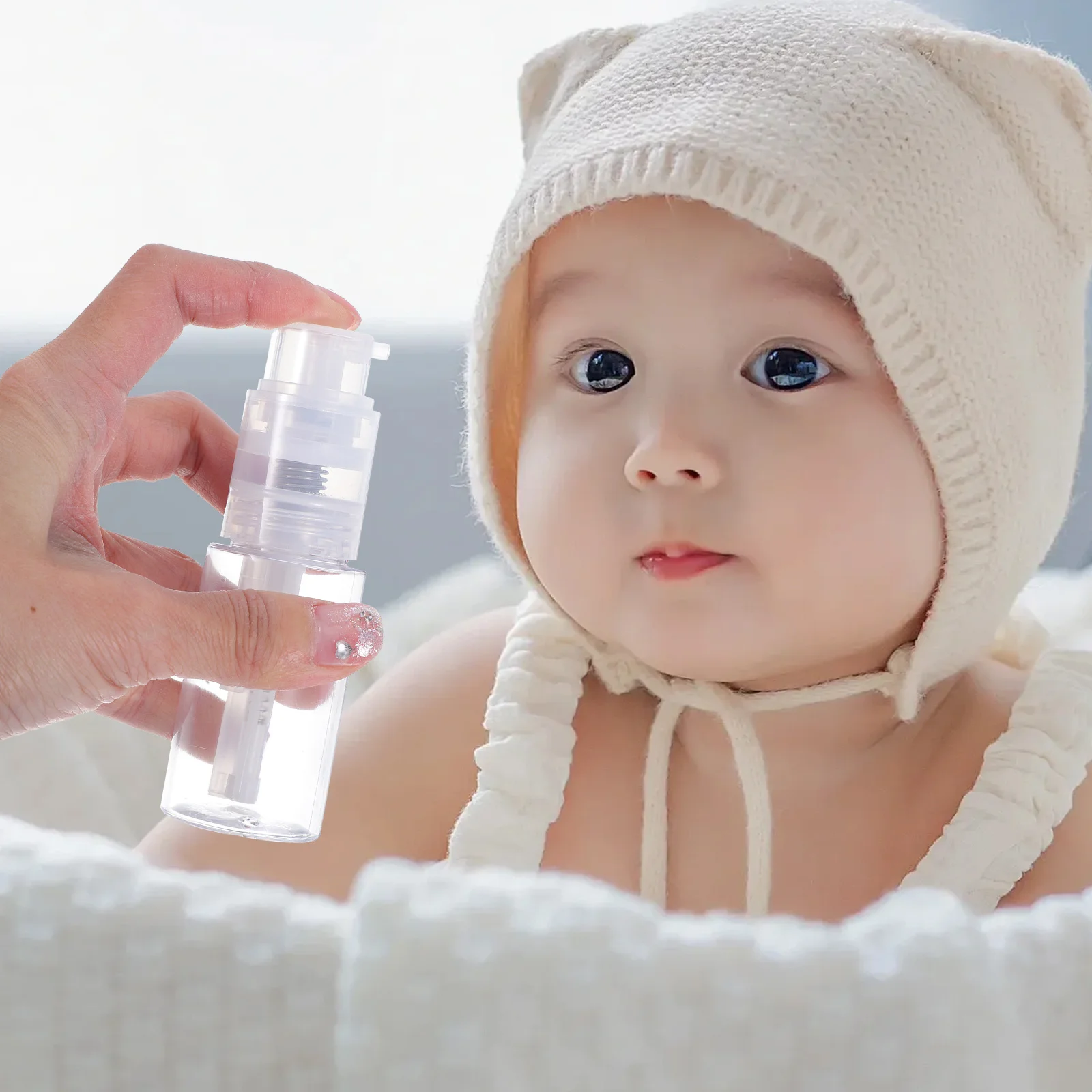 Talcum Powder Bottle 35Ml Portable Transparent Leak Proof Travel Dispenser Baby Body Makeup Powder Container Compact Lightweight
Talcum Powder Bottle 35Ml Portable Transparent Leak Proof Travel Dispenser Baby Body Makeup Powder Container Compact Lightweight