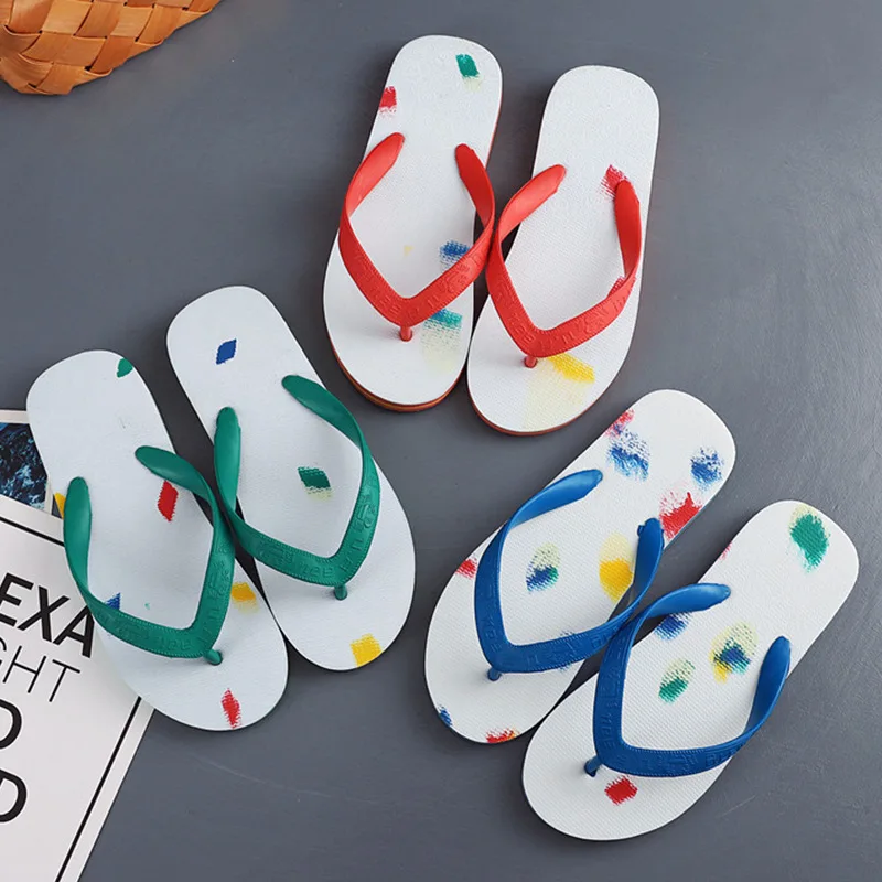Crab flip-flops summer Thai rubber wear-resistant non-slip and deodorant men's trend pinch feet Vietnam beach
Crab flip-flops summer Thai rubber wear-resistant non-slip and deodorant men's trend pinch feet Vietnam beach