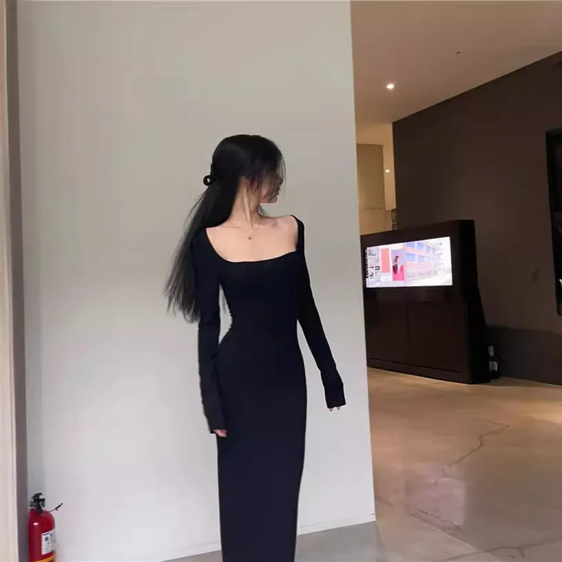 6875 Dense Not Easily Deformed ~ Autumn And Winter Square Neck Slim Fit Sexy Slit Knitted Long Dress
6875 Dense Not Easily Deformed ~ Autumn And Winter Square Neck Slim Fit Sexy Slit Knitted Long Dress