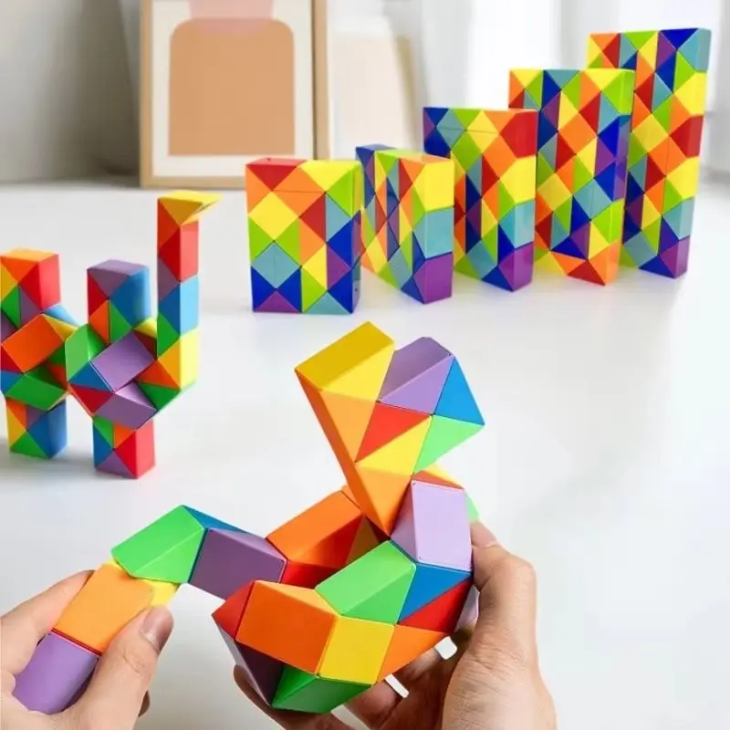 Игрушка-головоломка Magic Rule цвета змеи - трансформируемый многоцветный волшебный куб, развивающие декомпрессионные игрушки для детей
Игрушка-головоломка Magic Rule цвета змеи - трансформируемый многоцветный волшебный куб, развивающие декомпрессионные игрушки для детей