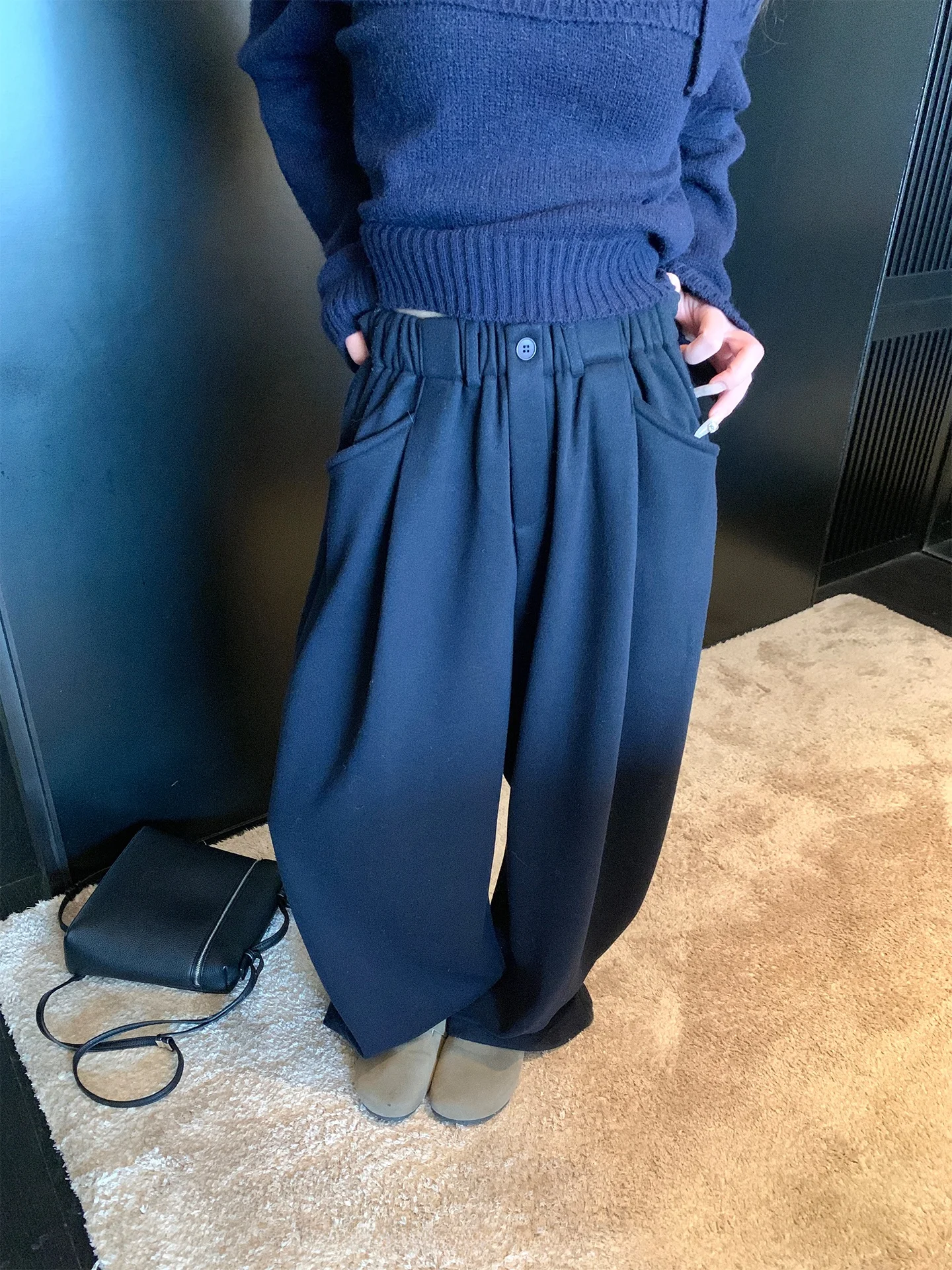 Women's Winter Fleece Lined Loose Casual Pants High Waist Straight Leg Pants Polyester Fiber Elastic Micro Stretch Non Deform...
Women's Winter Fleece Lined Loose Casual Pants High Waist Straight Leg Pants Polyester Fiber Elastic Micro Stretch Non Deform...