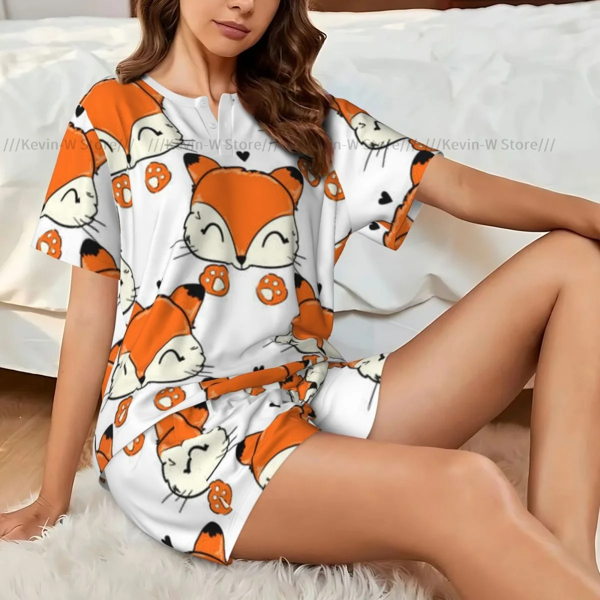 Женская пижама из двух предметов, футболка с круглым вырезом и короткими рукавами, повседневный домашний пижамный комплект с милым узором лисы и сердца
Женская пижама из двух предметов, футболка с круглым вырезом и короткими рукавами, повседневный домашний пижамный комплект с милым узором лисы и сердца