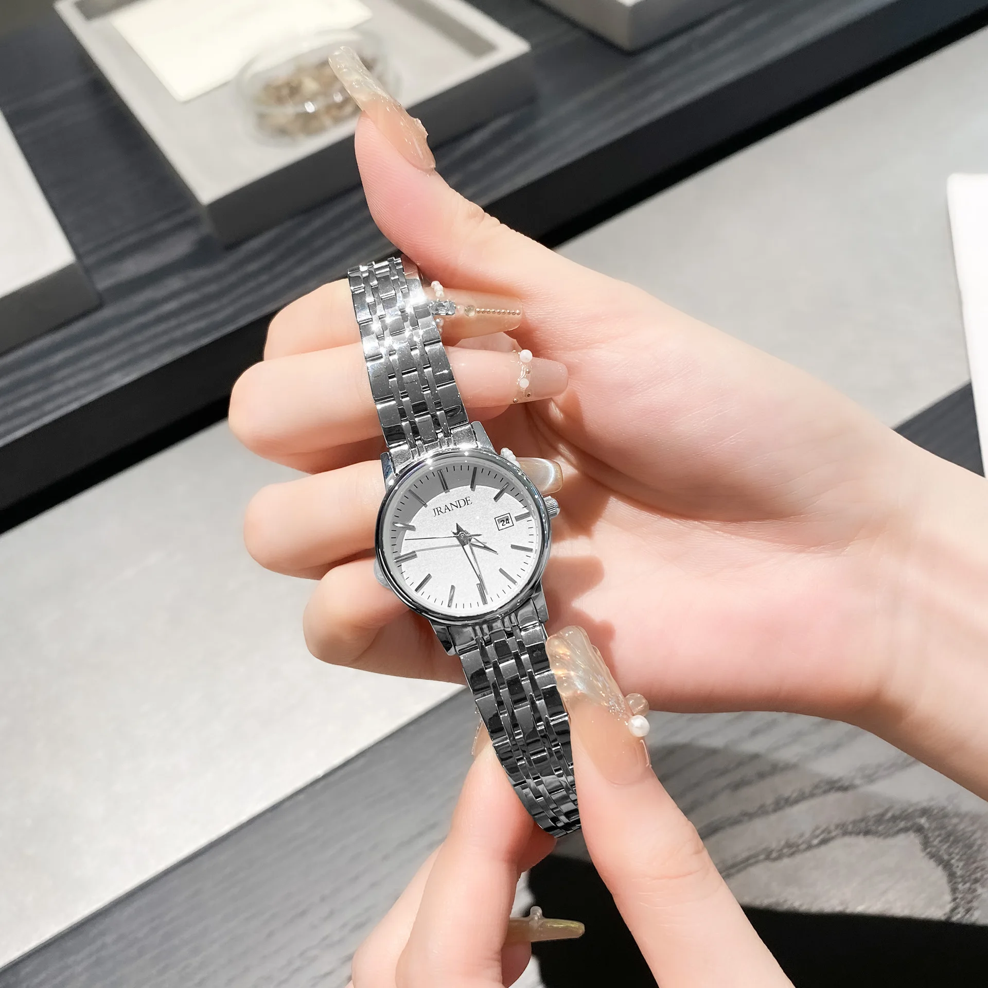 Women'S Fashion Quartz Watch, High-End Luxury Ladies' Wristwatch, Women'S Gift Quartz Watch, Birthday Gift For Women
Women'S Fashion Quartz Watch, High-End Luxury Ladies' Wristwatch, Women'S Gift Quartz Watch, Birthday Gift For Women