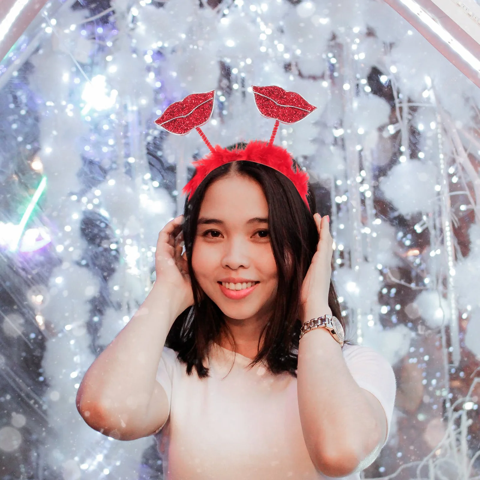 1pc Red Lip Shape Valentine'S Day Party Accessory Women Headpiece Festival Costume Supply Lovely Hairband Lip-Shaped Hair Hoops
1pc Red Lip Shape Valentine'S Day Party Accessory Women Headpiece Festival Costume Supply Lovely Hairband Lip-Shaped Hair Hoops