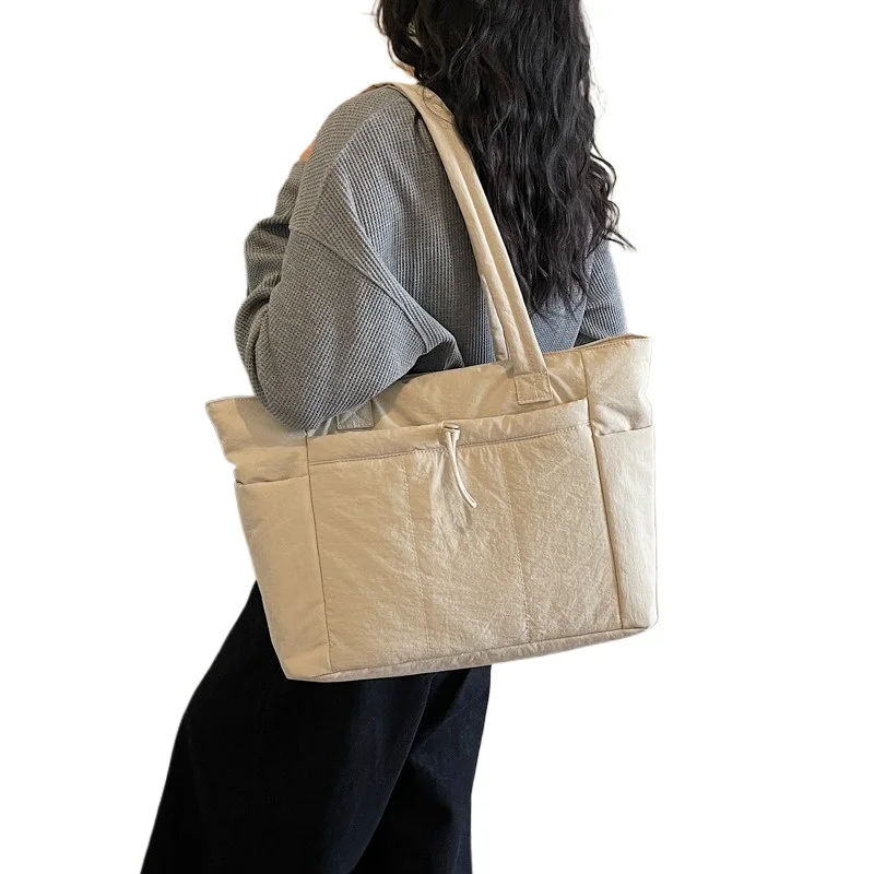 Women's East-West Laptop Tote Bag with Waterproof, Shockproof & Large Capacity, Fits 16 Inch Laptop, for School Travel
Women's East-West Laptop Tote Bag with Waterproof, Shockproof & Large Capacity, Fits 16 Inch Laptop, for School Travel