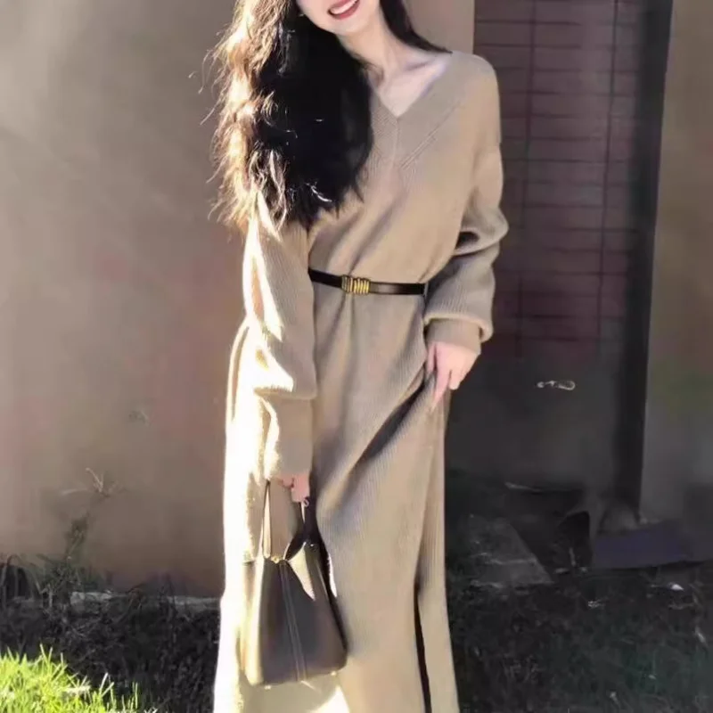 French Retro Long Sleeve Knitted Sweater Dress Women New Autumn Winter Elegant Loose Base Dress
French Retro Long Sleeve Knitted Sweater Dress Women New Autumn Winter Elegant Loose Base Dress