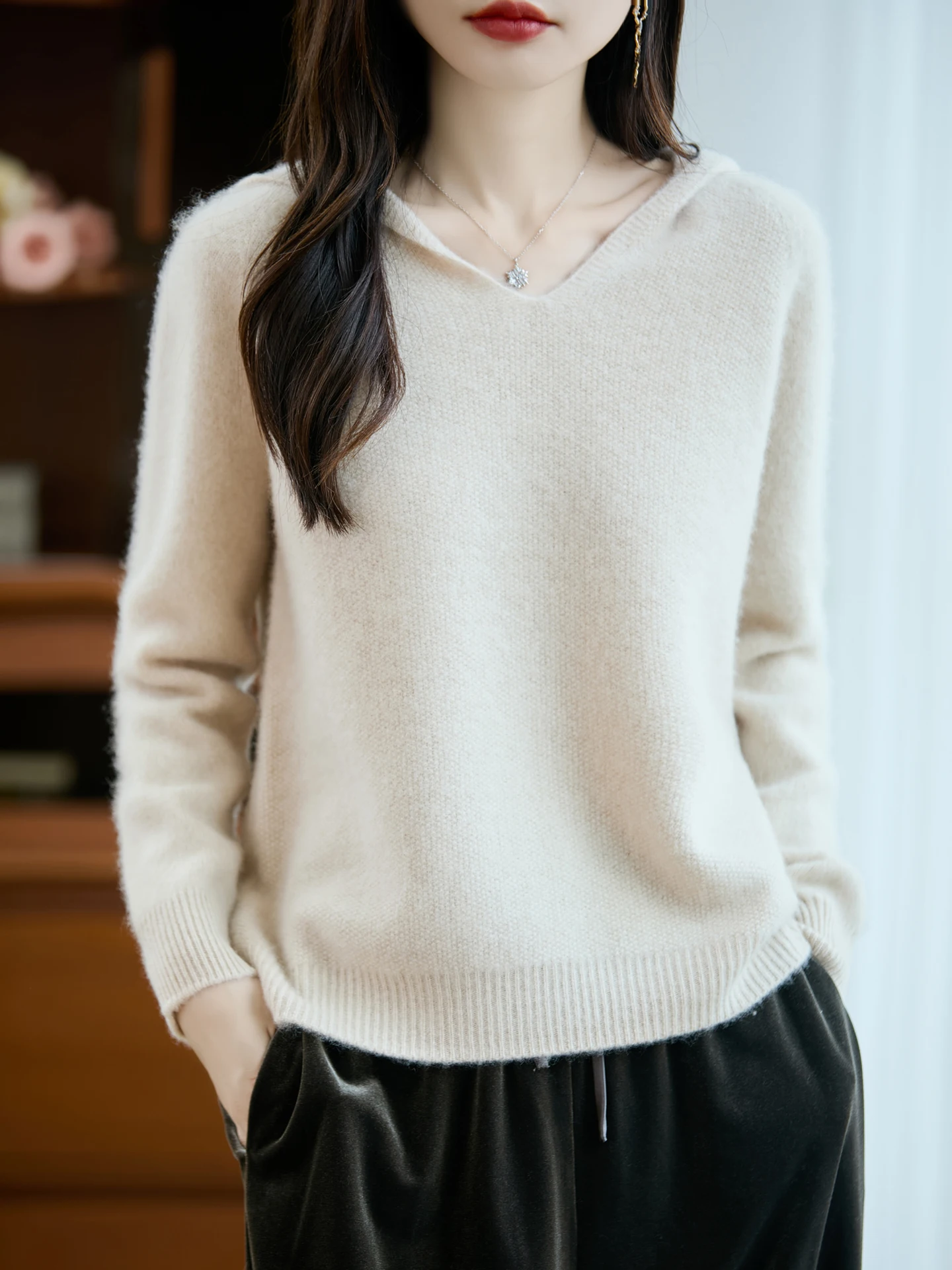 Высококачественный пуловер из 100% чистой шерсти, женский новый однотонный свитер с капюшоном, свободное базовое кашемировое вязаное пальто, осень-зима, плотное, теплое, мягкое 
Высококачественный пуловер из 100% чистой шерсти, женский новый однотонный свитер с капюшоном, свободное базовое кашемировое вязаное пальто, осень-зима, плотное, теплое, мягкое