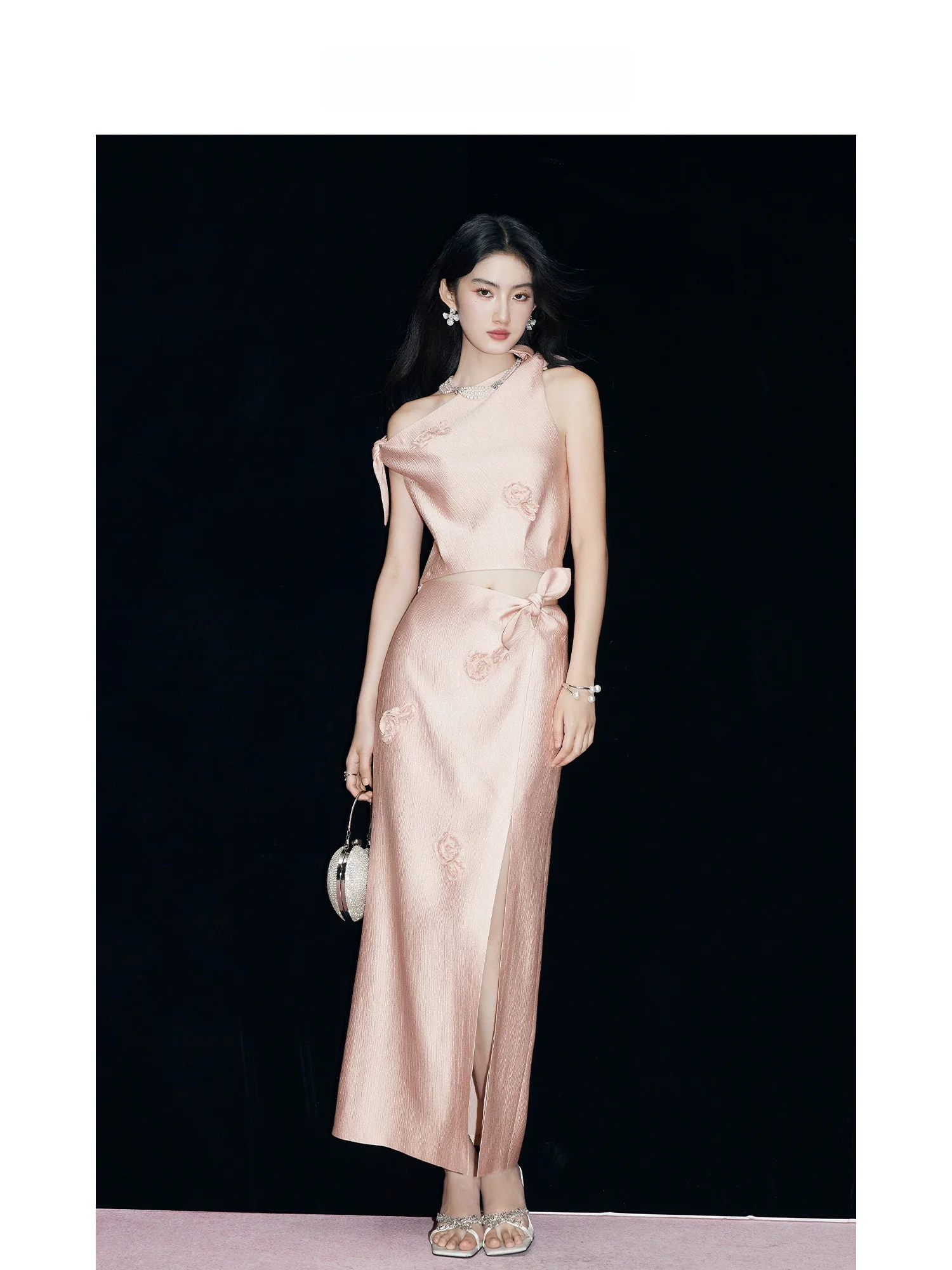 MandyZhang Pink Rose Bead One Shoulder Knot Design Summer Women's Fashion Set Short Sleeve High Waist Elegant Style
MandyZhang Pink Rose Bead One Shoulder Knot Design Summer Women's Fashion Set Short Sleeve High Waist Elegant Style