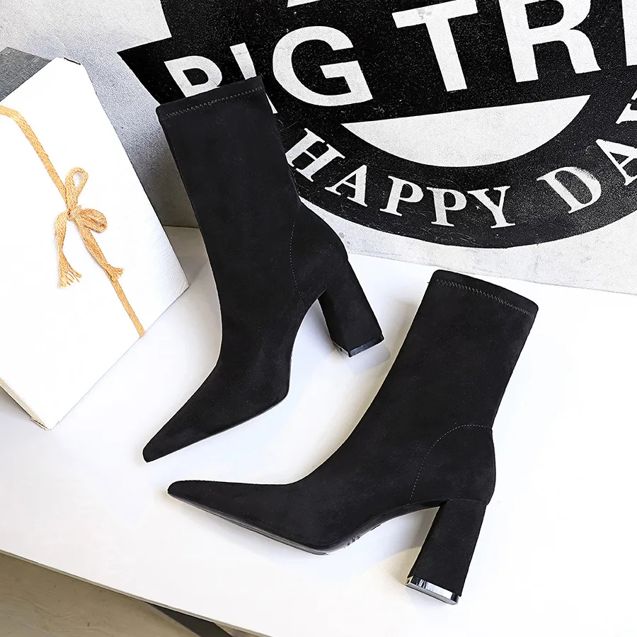 Plus Size 43 Thick Heel Ladies Work Boots Black Flock Sexy Slim Slip-On Ankle Boots Autumn Women Pointed High Heels Party Shoes
Plus Size 43 Thick Heel Ladies Work Boots Black Flock Sexy Slim Slip-On Ankle Boots Autumn Women Pointed High Heels Party Shoes