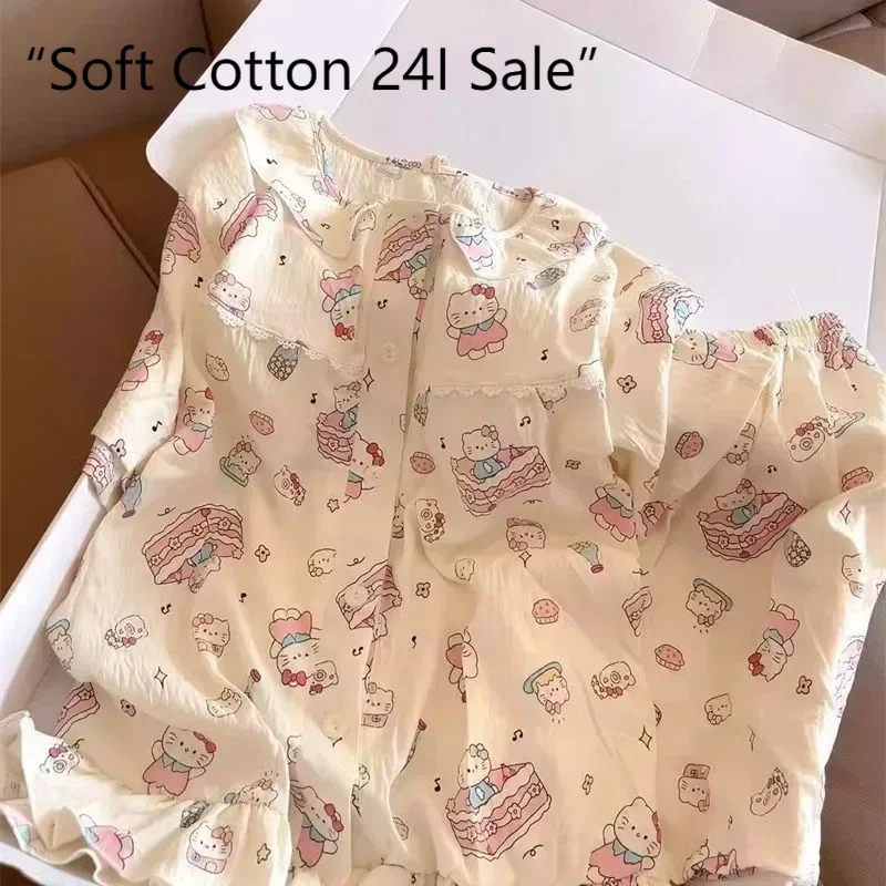 Summer new cute cartoon Hello Kitty pajamas women's short-sleeved shorts homewear set
Summer new cute cartoon Hello Kitty pajamas women's short-sleeved shorts homewear set