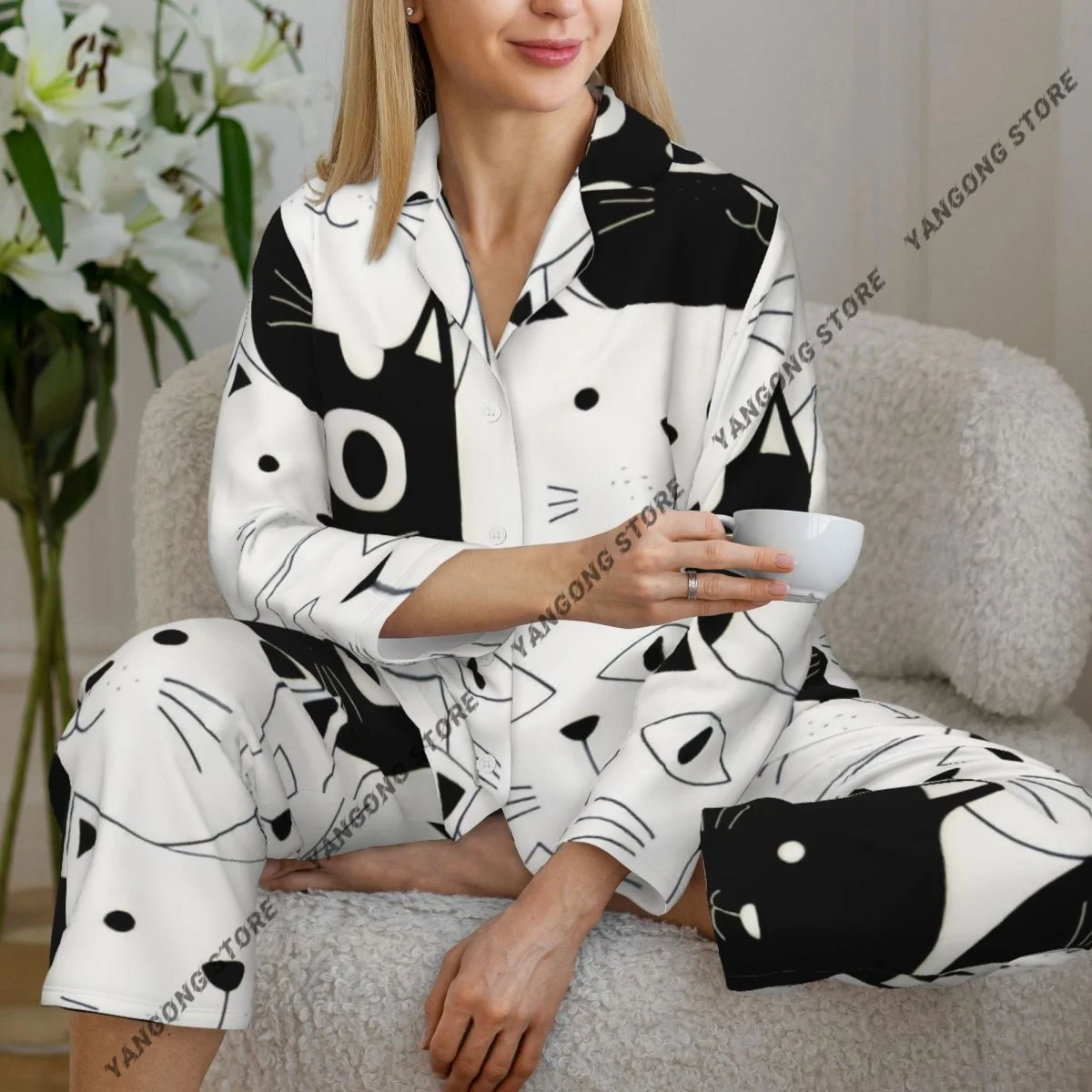 Женские пижамы с длинными рукавами, домашняя одежда для девочек, комплект из двух предметов, пижамы с кошачьим узором на осень-весну
Женские пижамы с длинными рукавами, домашняя одежда для девочек, комплект из двух предметов, пижамы с кошачьим узором на осень-весну