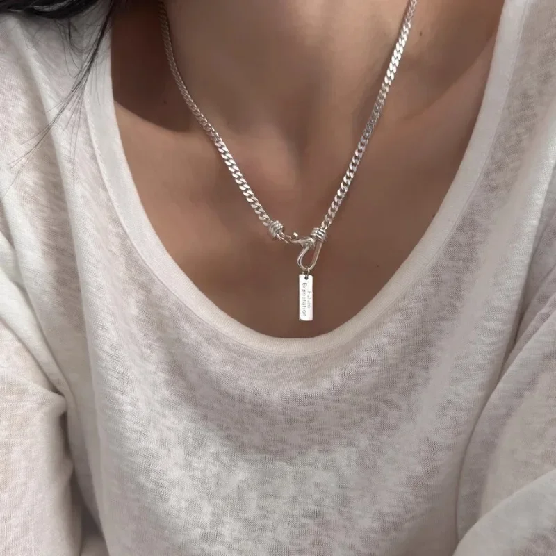 S925 Sterling Silver Geometric Chic Letter Square Pendant Necklaces for Women Fine Jewelry Light Luxury Minimalist Accessories
S925 Sterling Silver Geometric Chic Letter Square Pendant Necklaces for Women Fine Jewelry Light Luxury Minimalist Accessories