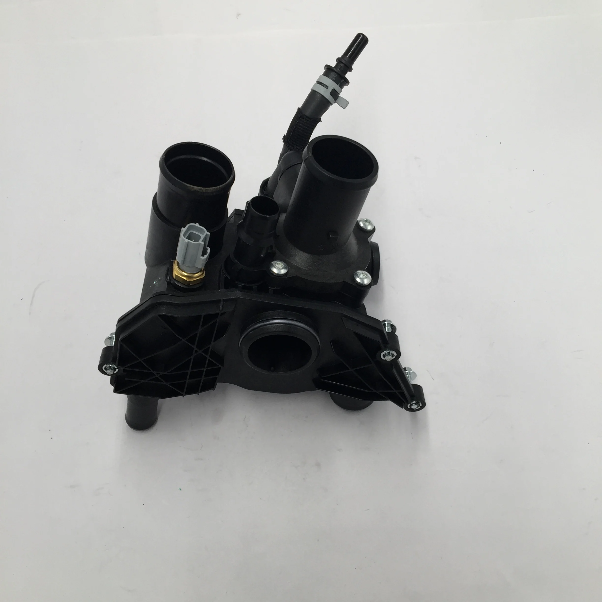 LR004318 Engine Coolant Thermostat for Laner Range Rover L322 Range Rover Sport 2005-2013
LR004318 Engine Coolant Thermostat for Laner Range Rover L322 Range Rover Sport 2005-2013