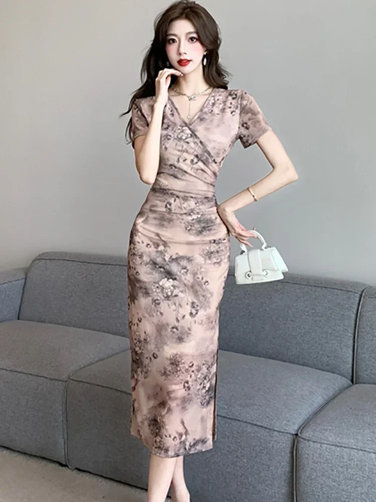 Women Floral Mesh Short Sleeve V-Neck Long Dress 2024 Korean Fashion Elegant Casual Dress Summer Chic Bodycon Party Night Dress
Women Floral Mesh Short Sleeve V-Neck Long Dress 2024 Korean Fashion Elegant Casual Dress Summer Chic Bodycon Party Night Dress