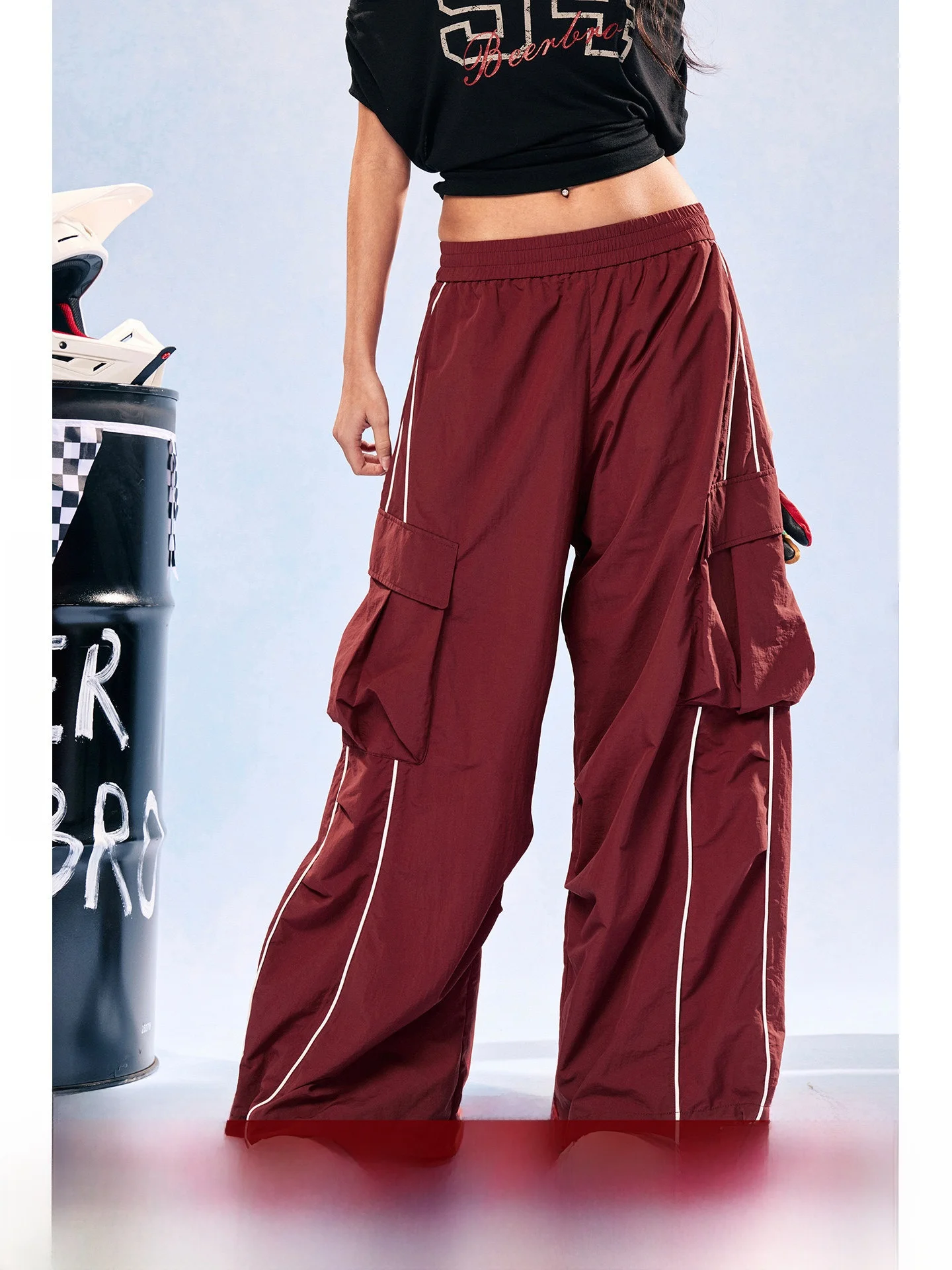 BeerBro Speed Pulse Comfortable Breathable Color Block Elastic Waist Quick Dry Casual Sports Pants Women's Loose Straight Leg
BeerBro Speed Pulse Comfortable Breathable Color Block Elastic Waist Quick Dry Casual Sports Pants Women's Loose Straight Leg