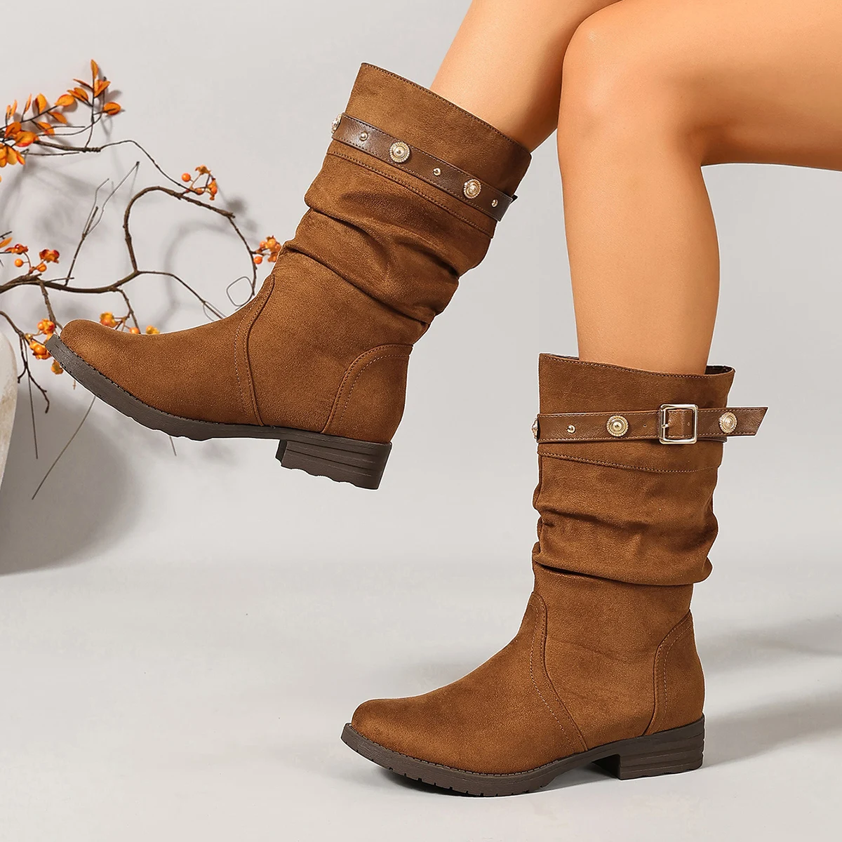 Vintage Brown Pleated Mid-Calf Boots for Women, Large Size, Non-Slip, Chunky Heel, Versatile Western Short Boots, Commuter Mid-Calf Women's Boots
Vintage Brown Pleated Mid-Calf Boots for Women, Large Size, Non-Slip, Chunky Heel, Versatile Western Short Boots, Commuter Mid-Calf Women's Boots