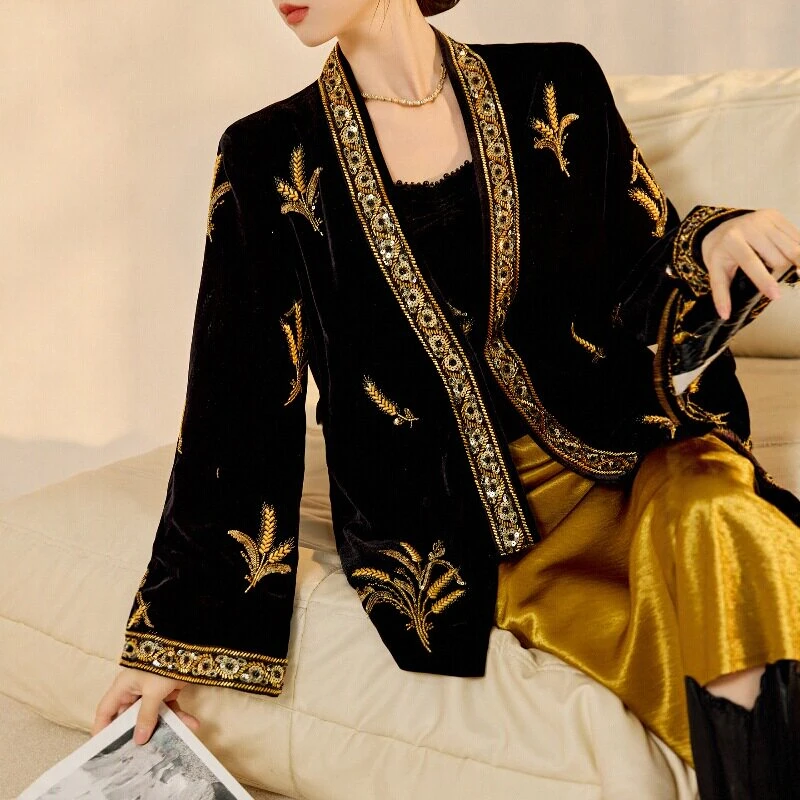 Luxury Bead Sequin Embroidery Velvet Hanfu Tops Jacket Exquisite Female Japanese Kimono Yukata Elegant Chinese Style Cardigan
Luxury Bead Sequin Embroidery Velvet Hanfu Tops Jacket Exquisite Female Japanese Kimono Yukata Elegant Chinese Style Cardigan