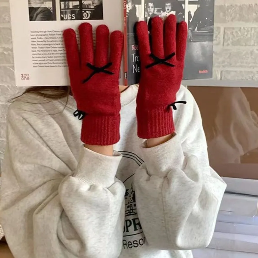 Cute Touch Screen Knitted Bow Gloves Bowknot Candy Colored Women Winter Gloves Windproof Solid Color Warm Riding Gloves Outdoor
Cute Touch Screen Knitted Bow Gloves Bowknot Candy Colored Women Winter Gloves Windproof Solid Color Warm Riding Gloves Outdoor