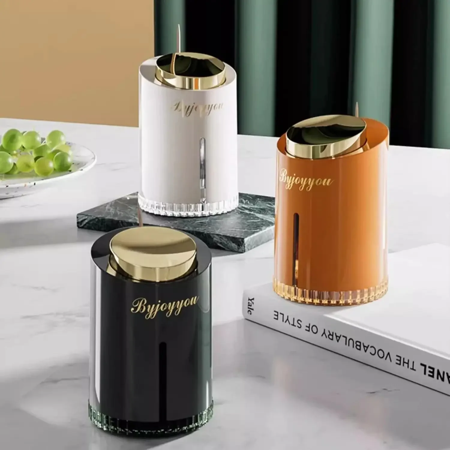 GIANXI Toothpick Dispenser Environment-Friendly Material Press Type Toothpick Holder Home Split Design For Storage Toothpick Box
GIANXI Toothpick Dispenser Environment-Friendly Material Press Type Toothpick Holder Home Split Design For Storage Toothpick Box
