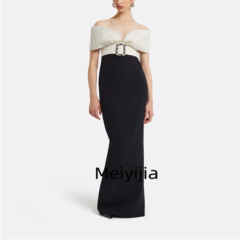 Meiyijia Off the shoulder , Ivory Ripple Jacquard On Black Heavy Crepe ,Diamond Belt Back Slit Saudi Evening Dresses for 2025
Meiyijia Off the shoulder , Ivory Ripple Jacquard On Black Heavy Crepe ,Diamond Belt Back Slit Saudi Evening Dresses for 2025