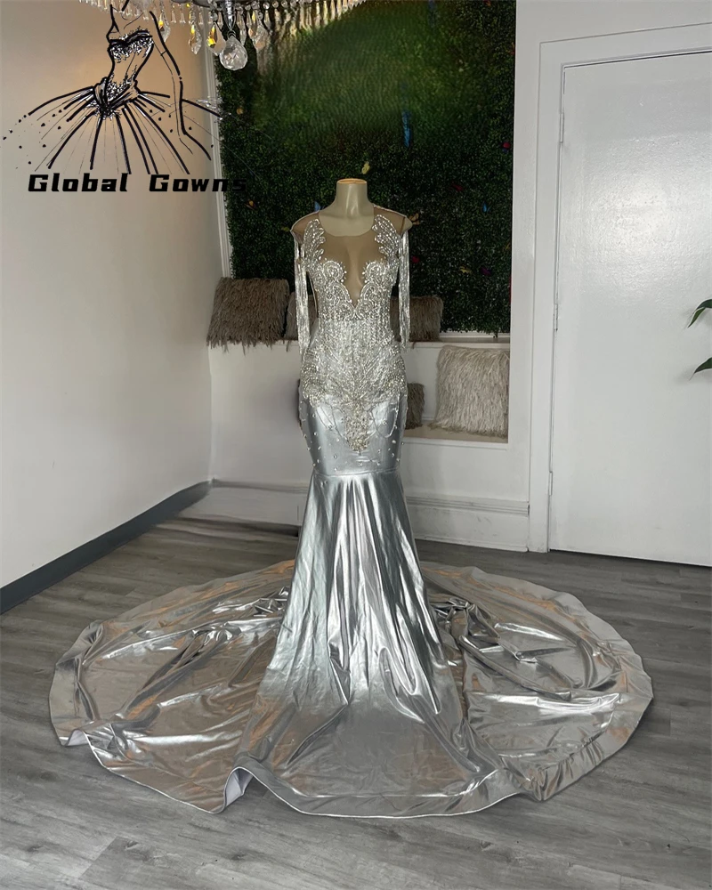 Silver Long Prom Dresses For Black Girls 2025 Beaded Evening Dress Celebrity Gown Crystal Tassel Birthday Party Gowns Customized
Silver Long Prom Dresses For Black Girls 2025 Beaded Evening Dress Celebrity Gown Crystal Tassel Birthday Party Gowns Customized