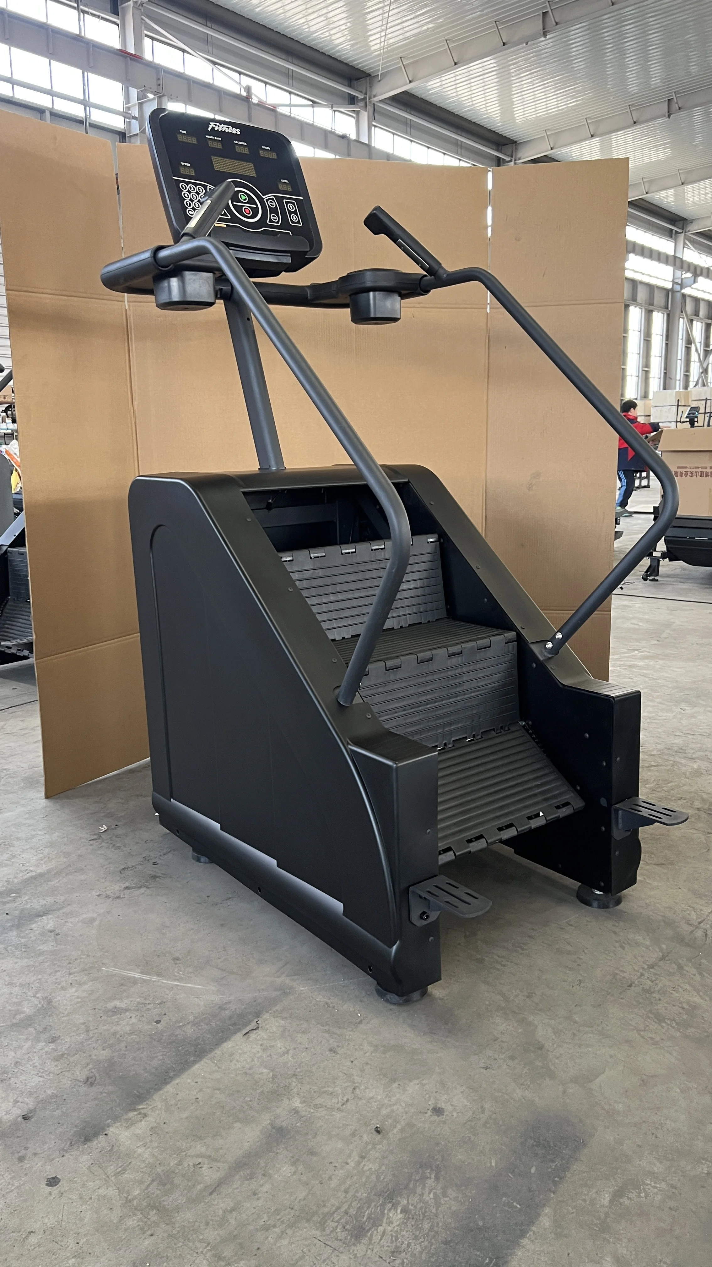 Advanced Aerobic Climbing Exercise Equipment Stair Master Gym Climbing Machine Electric Stair Climber - Quiet Operation
Advanced Aerobic Climbing Exercise Equipment Stair Master Gym Climbing Machine Electric Stair Climber - Quiet Operation