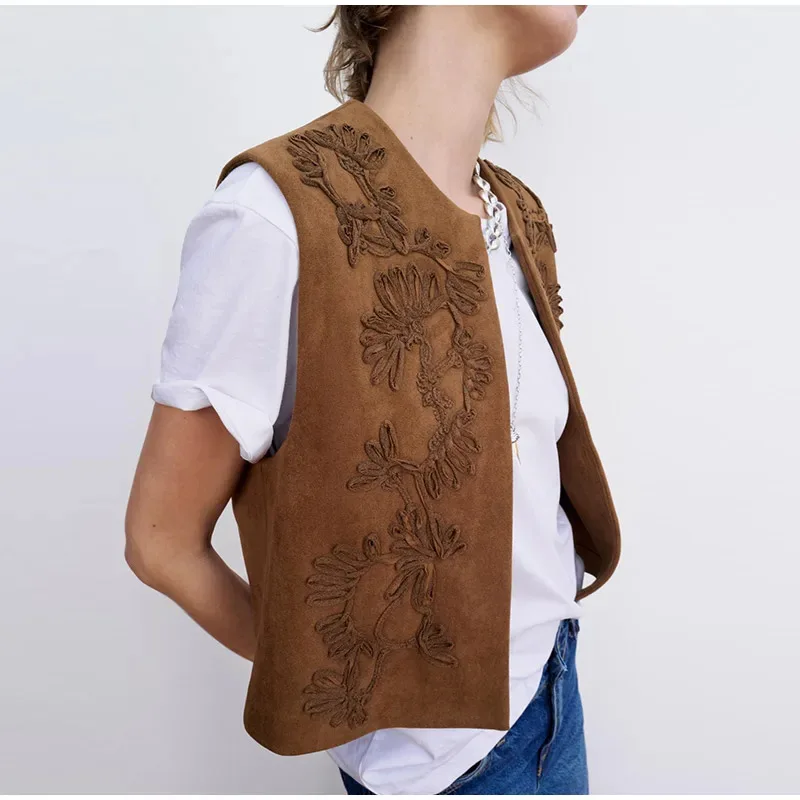 2025 Early Spring New Vintage Fashion Embroidered Vest Women
2025 Early Spring New Vintage Fashion Embroidered Vest Women