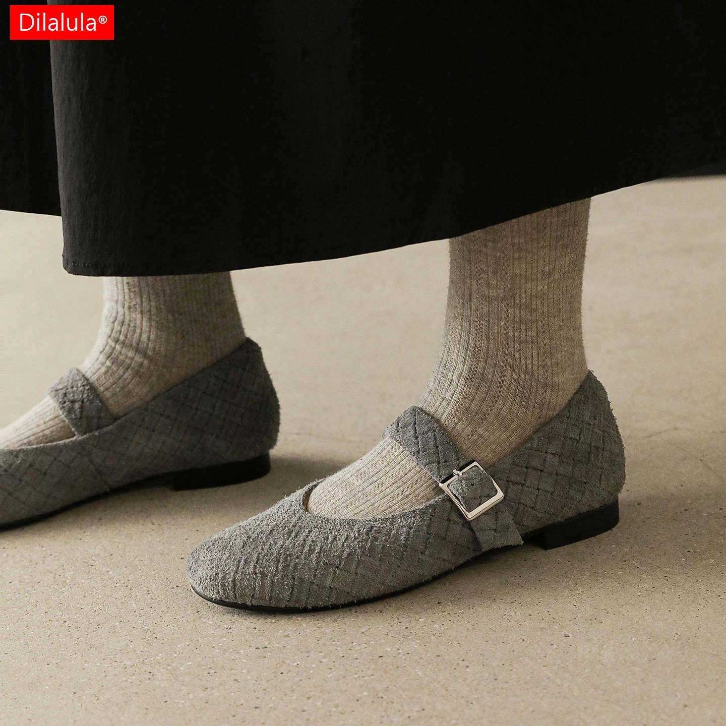 Dilalula 2026 Spring Newest Cow Suede Mary Janes Shoes Women Low Heels Buckle Up Daily Casual Pumps Young Lady Walking Shoes
Dilalula 2026 Spring Newest Cow Suede Mary Janes Shoes Women Low Heels Buckle Up Daily Casual Pumps Young Lady Walking Shoes