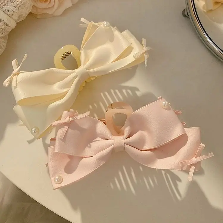 Pearl Hair Clip with Pink Bow Luxury Hair Accessory for Women Sweet Girl's Hairpin with Unique Design
Pearl Hair Clip with Pink Bow Luxury Hair Accessory for Women Sweet Girl's Hairpin with Unique Design