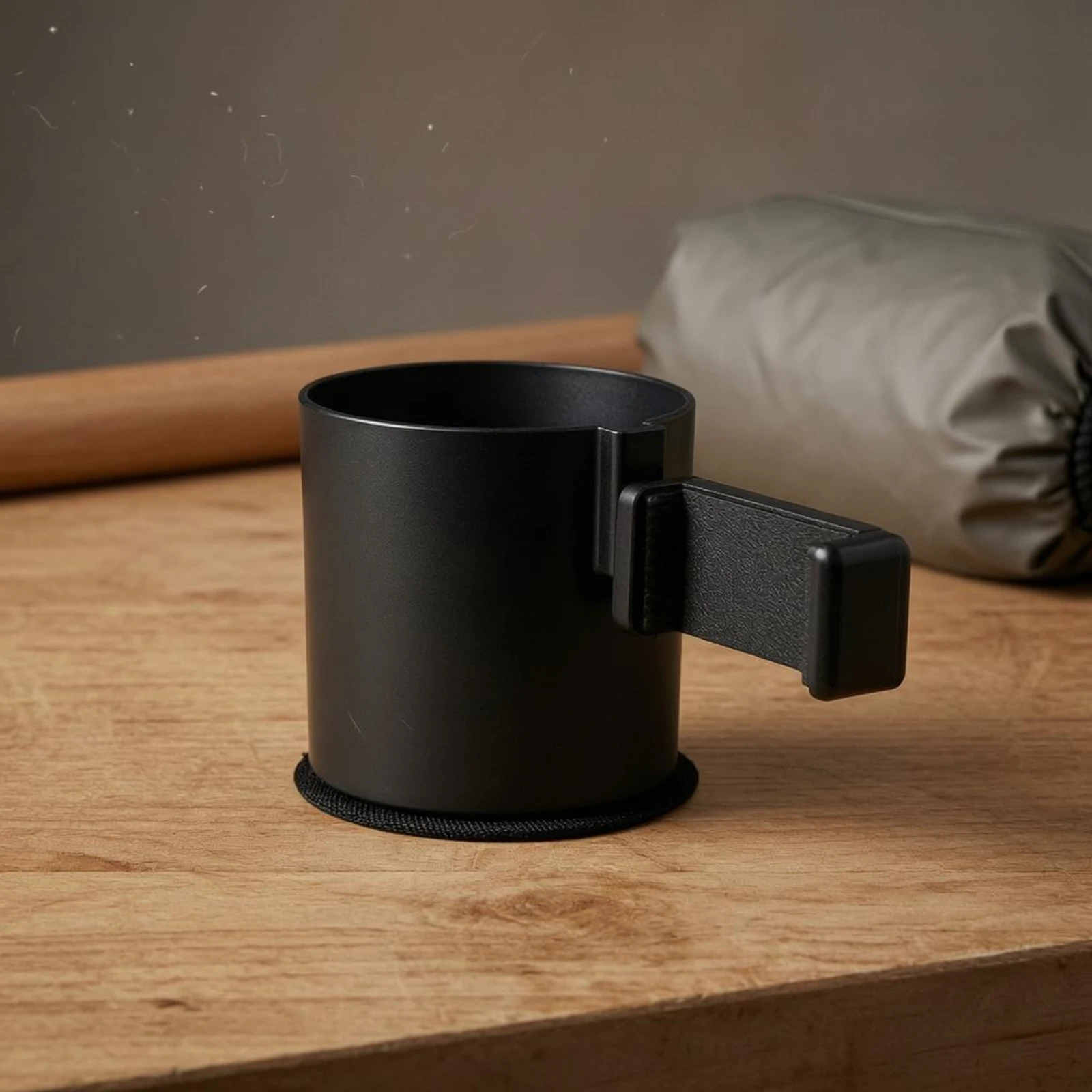 2 in 1 Drink Phone Holder Black Cup Holder Phone Stand Water Sports Gear Lightweight Robust Plastic
2 in 1 Drink Phone Holder Black Cup Holder Phone Stand Water Sports Gear Lightweight Robust Plastic