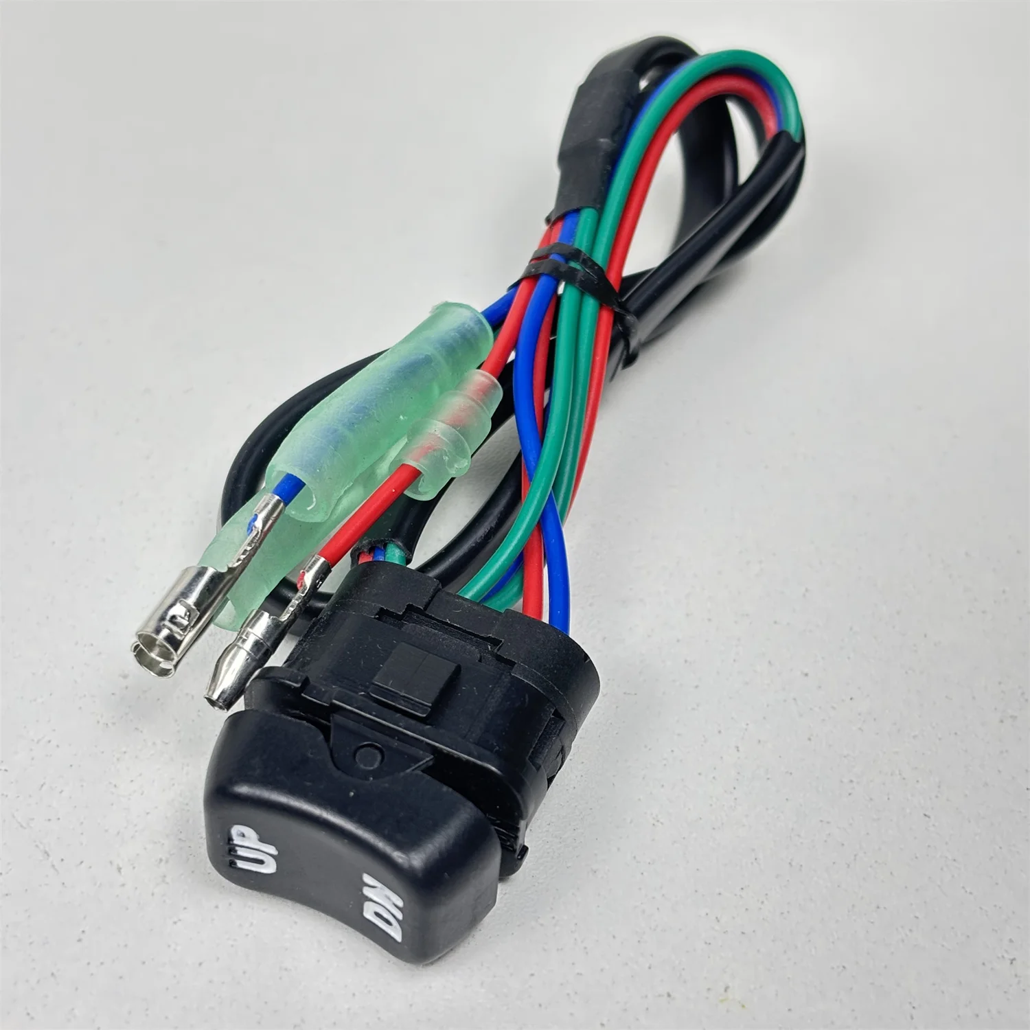 703-82563-31 Trim & Tilt Switch Assembly Spare Parts Compatible
703-82563-31 Trim & Tilt Switch Assembly Spare Parts Compatible