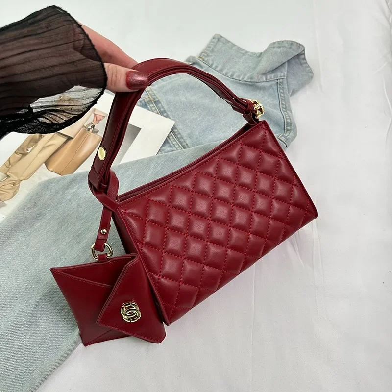 Trendy Elegant Minimalist Diaper Bag Women's Large Capacity Designer Tote Luxury Classic Vintage Fashionable Stylish Shoulder
Trendy Elegant Minimalist Diaper Bag Women's Large Capacity Designer Tote Luxury Classic Vintage Fashionable Stylish Shoulder