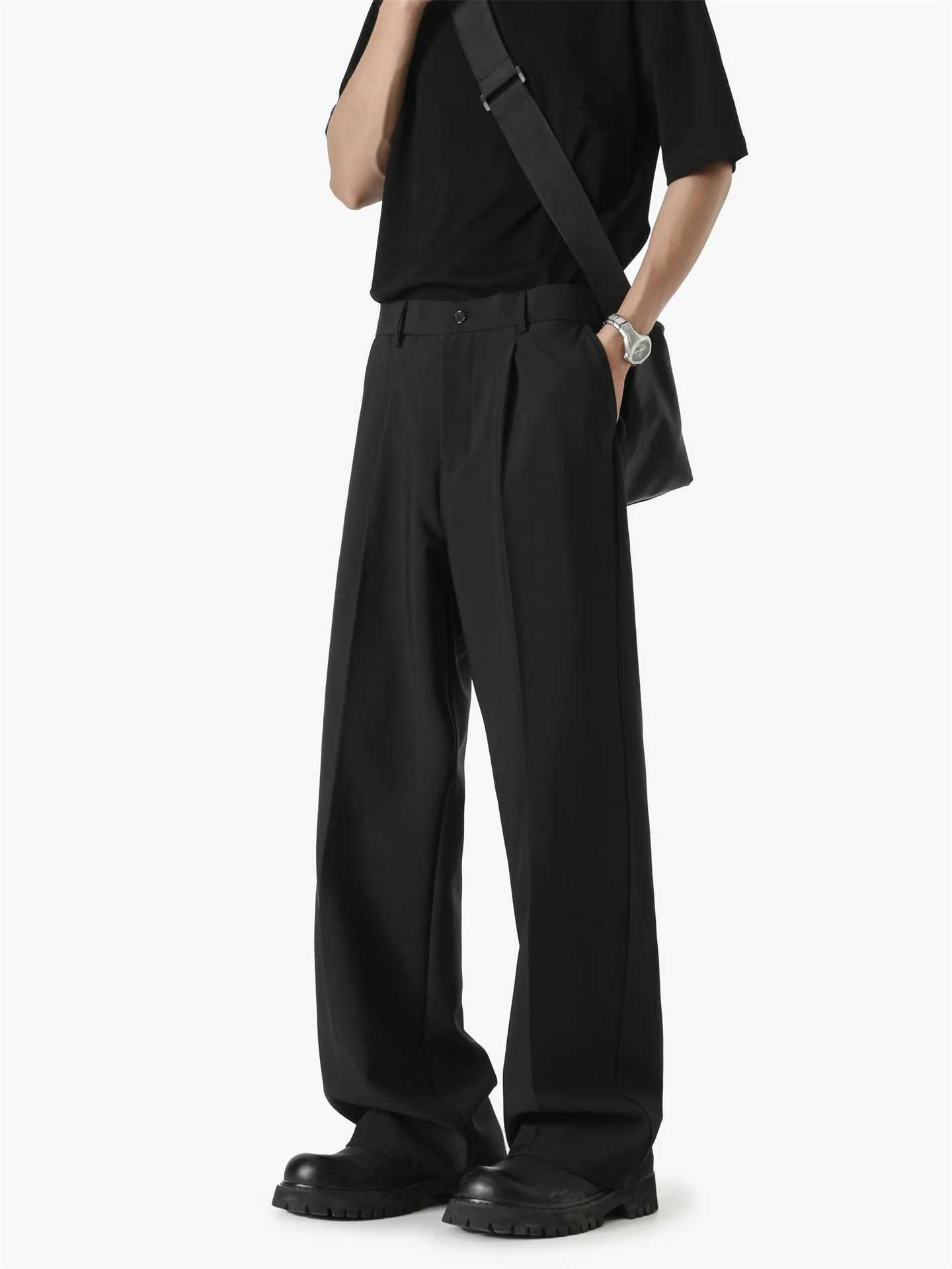 Мужские брюки Cleanfit American Style, прямого кроя, свободные, струящиеся, черные, повседневные, молодежные, летние, модные, однотонные
Мужские брюки Cleanfit American Style, прямого кроя, свободные, струящиеся, черные, повседневные, молодежные, летние, модные, однотонные